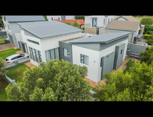 4 BEDROOM PROPERTY TO RENT IN COPPERLEAF ESTATE